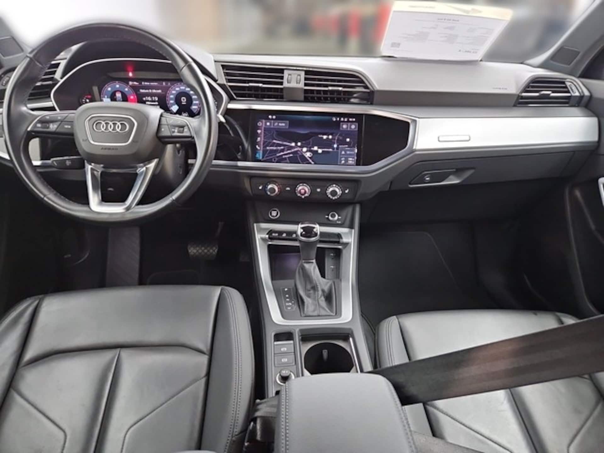 Audi Q3 SUV S line