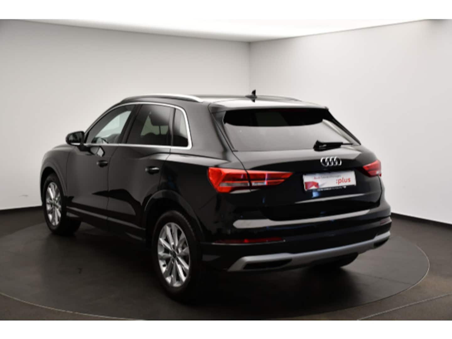Bild über Audi Q3 TFSI 110 kW S tronic - für weitere Informationen kontaktieren Sie den Audi Partner