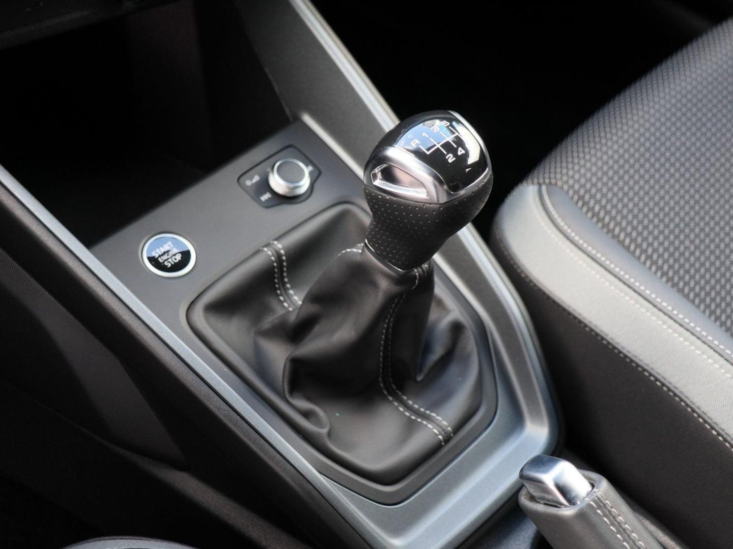 Bild über Audi A1 Sportback S line 30 TFSI Schaltgetriebe - für weitere Informationen kontaktieren Sie den Audi Partner