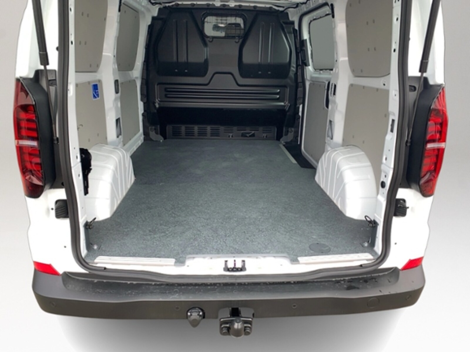 Volkswagen Transporter Kasten kurzer Radstand – Bild 11