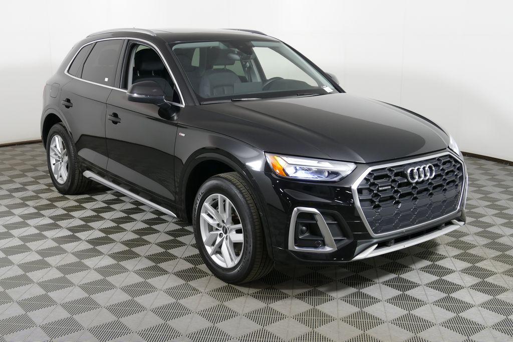 2023 Audi Q5 45 Premium's photo