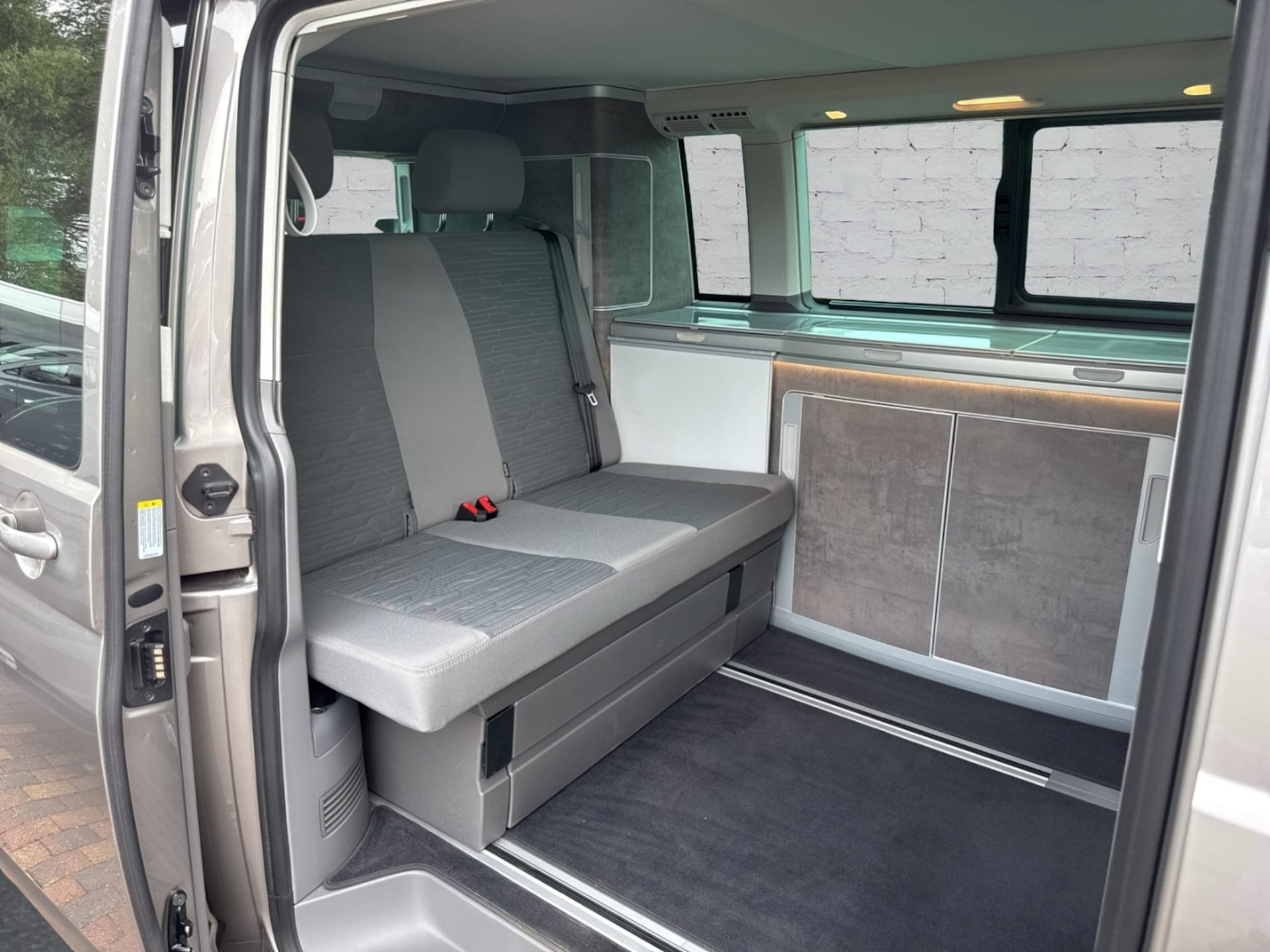 Volkswagen T6.1 California Ocean