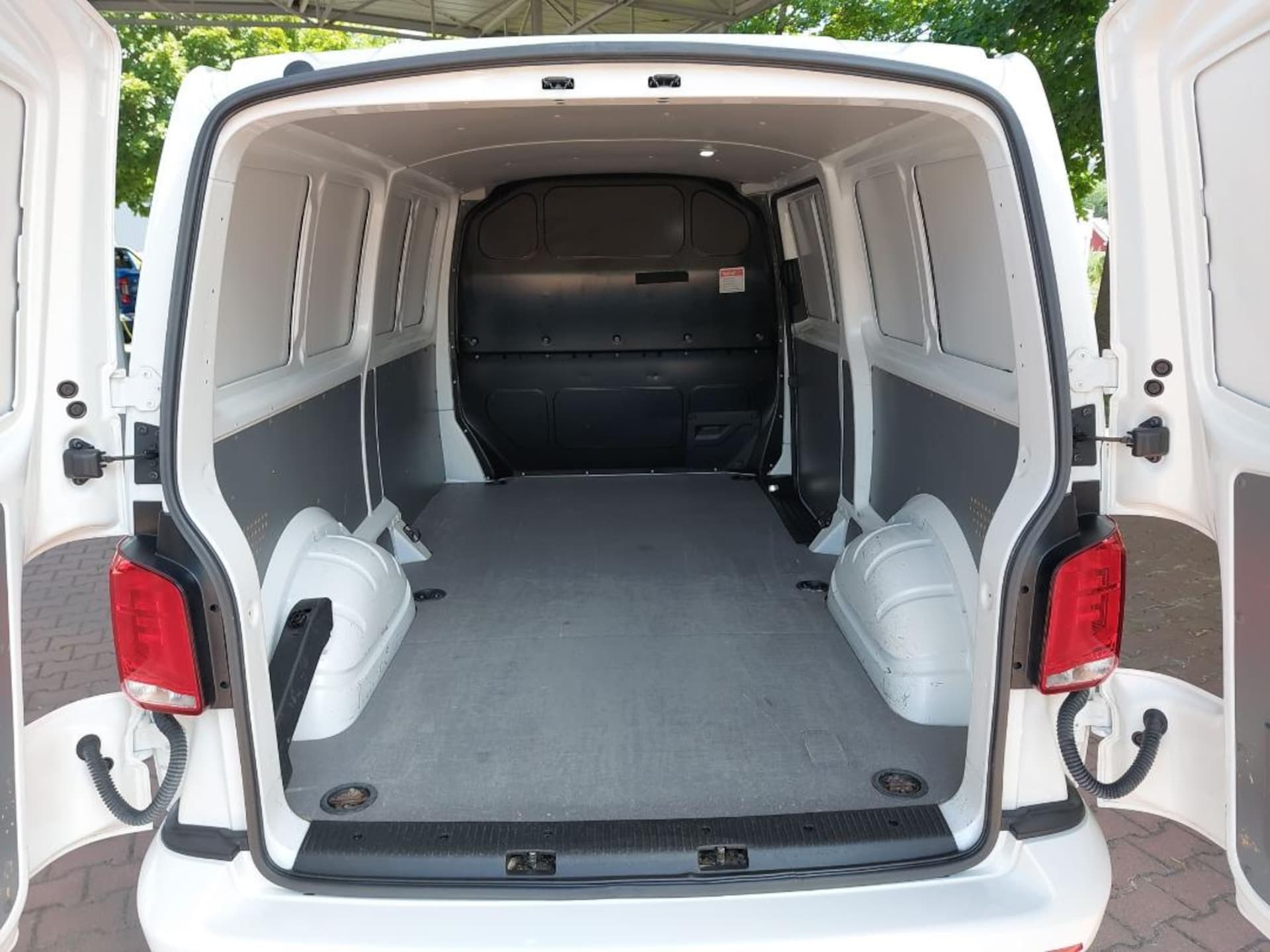 Volkswagen T6.1 Transporter Kasten langer Radstand EcoProfi