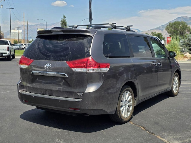 2013 Toyota Sienna