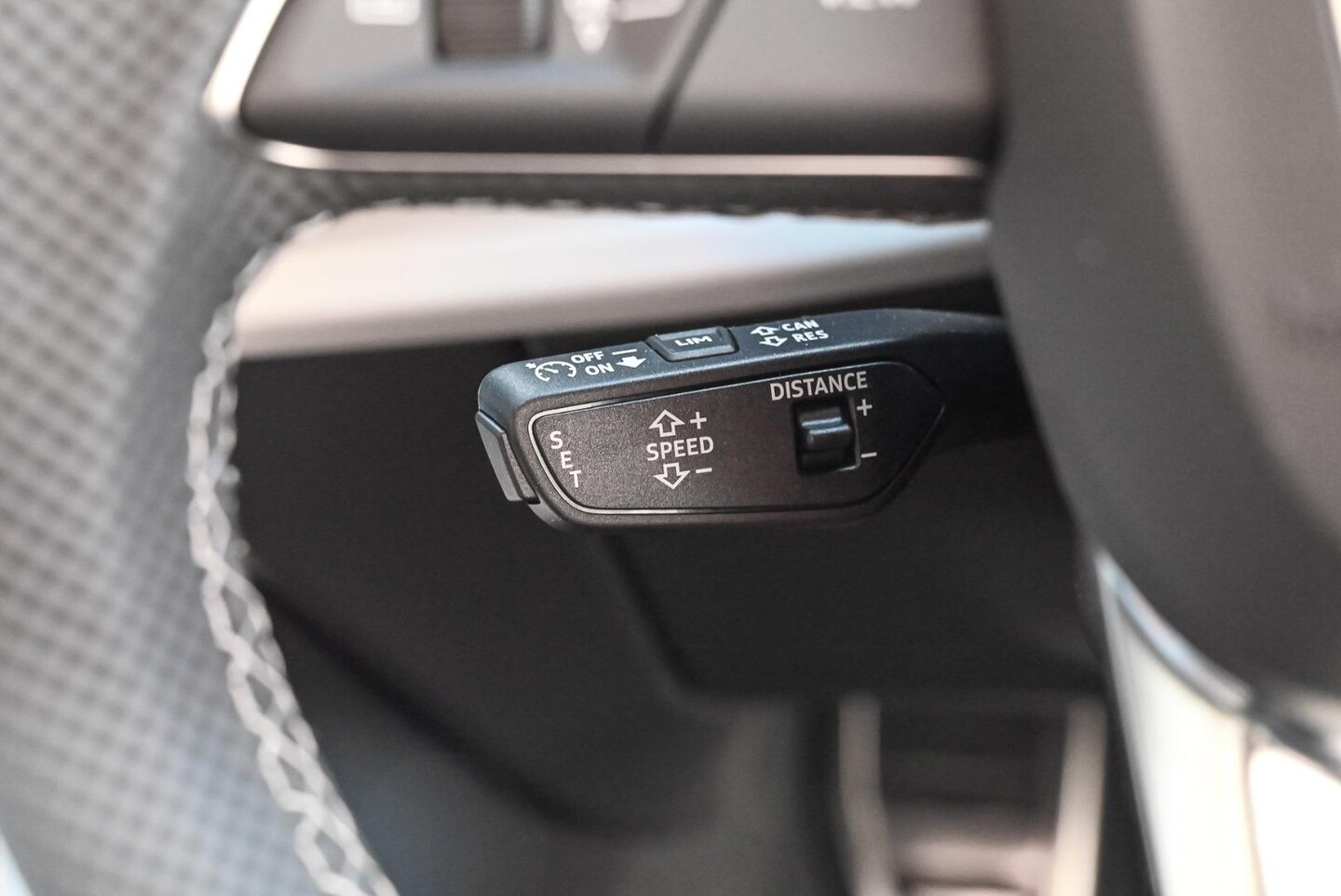 Image about Audi Q7 SUV Q7 S line TDI quattro tiptronic