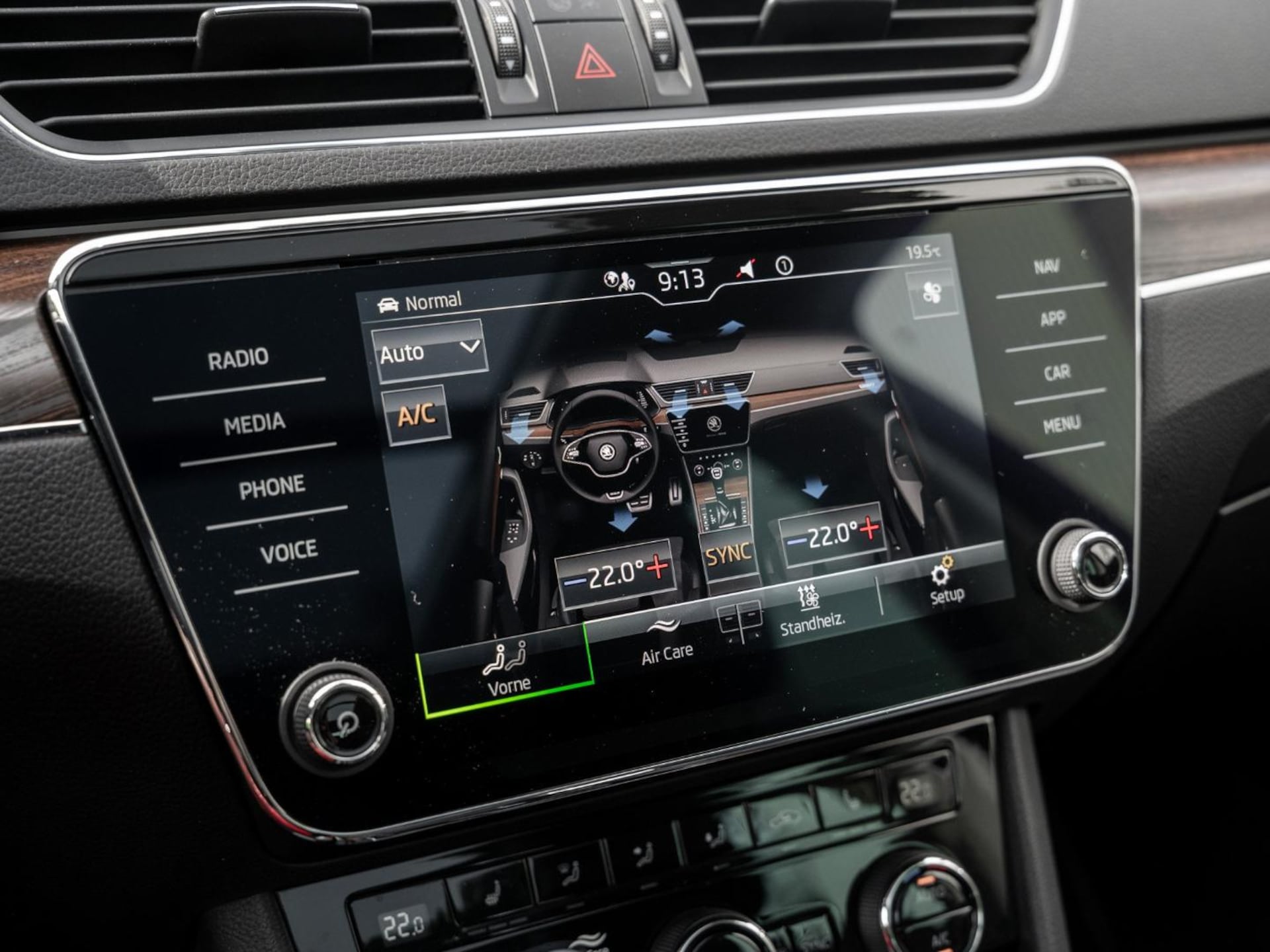 Skoda Superb Combi Scout