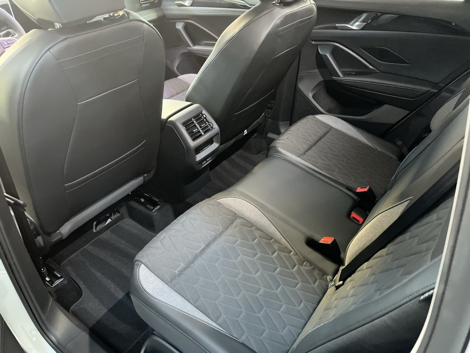 Volkswagen Tiguan – Bild 8