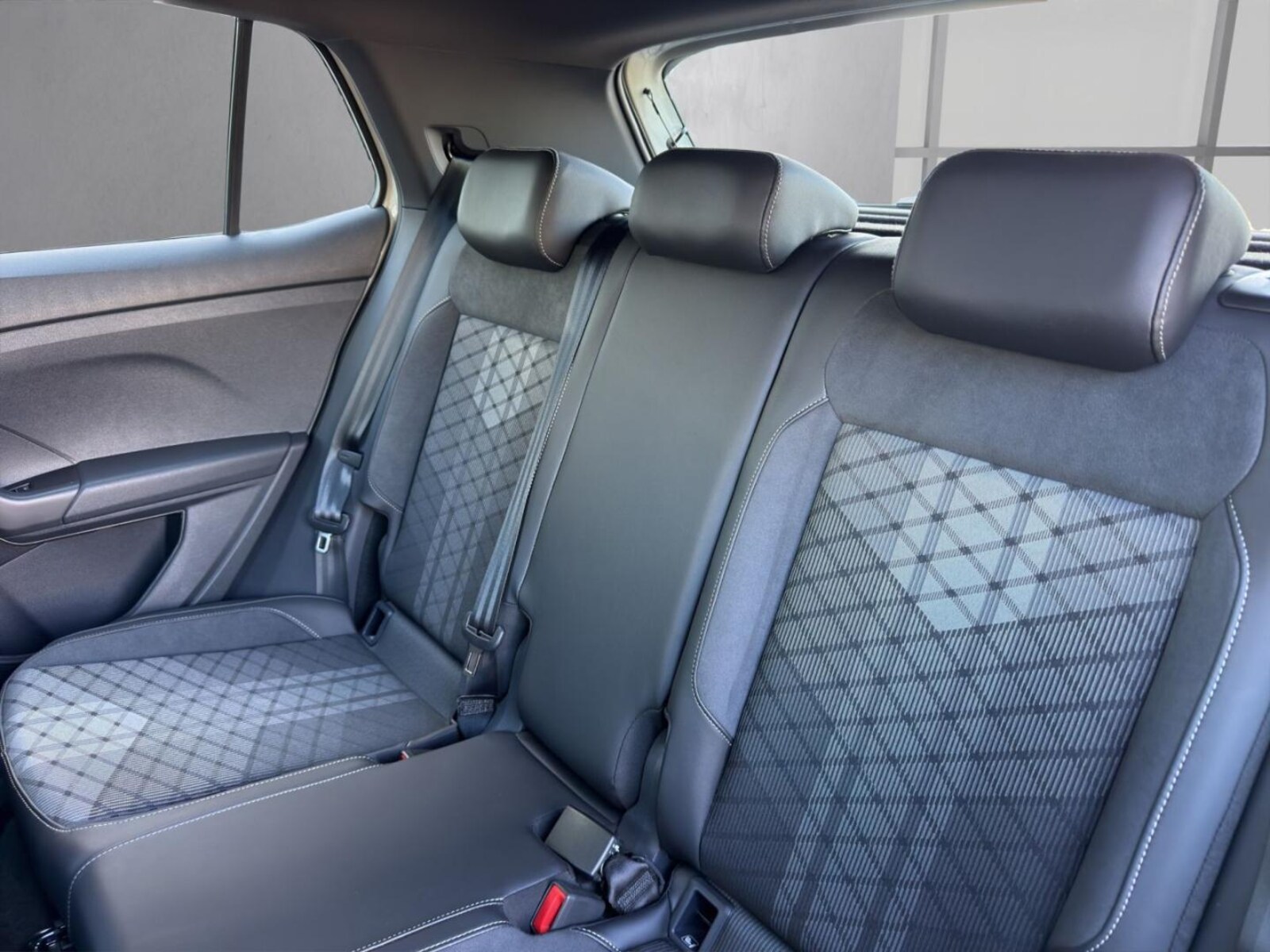 Volkswagen T-Cross – Bild 10