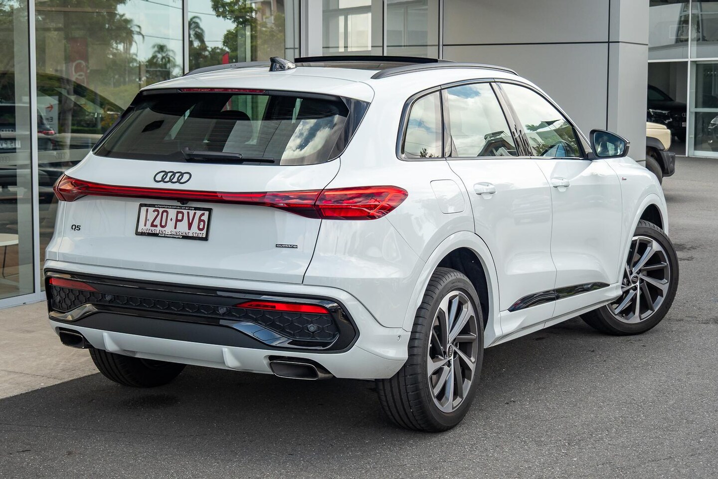 Image about Audi Q5 SUV TFSI quattro 200 kW sport
