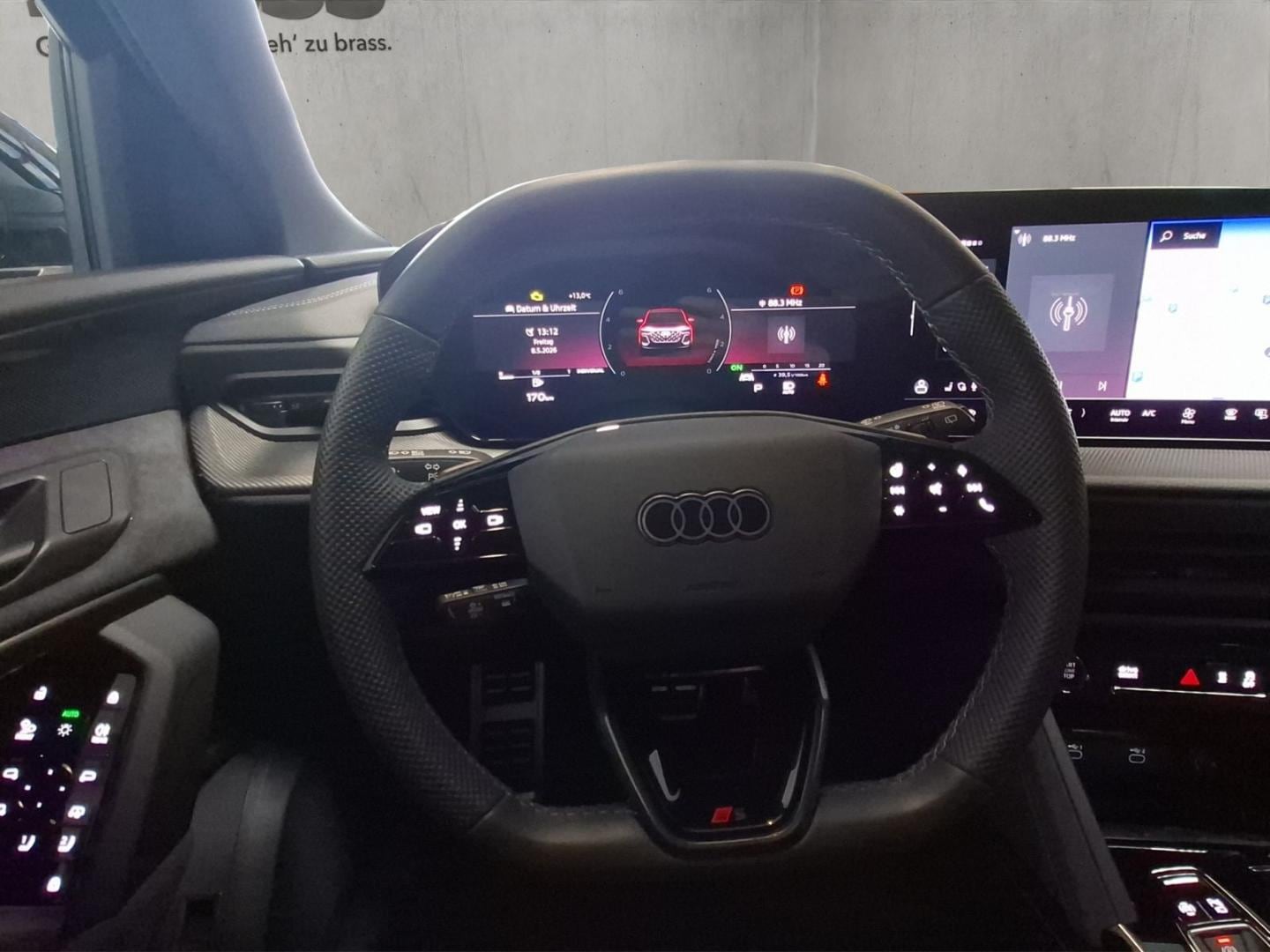 Bild über Audi Q5 SUV TDI quattro 150 kW S tronic - für weitere Informationen kontaktieren Sie den Audi Partner
