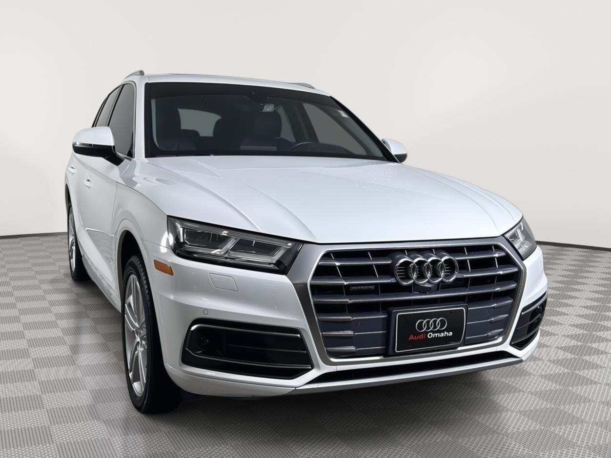 2018 Audi Q5 2.0T quattro S tronic Prestige's photo