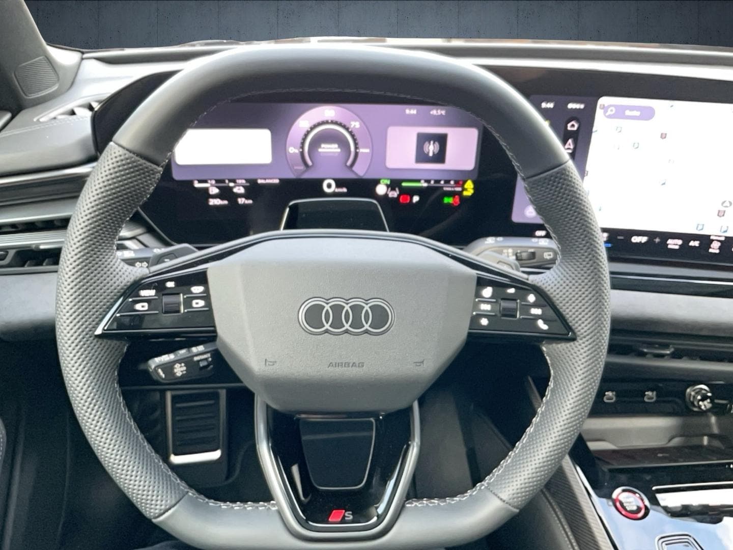 Bild über Audi A6 Avant e-hybrid edition one e-hybrid quattro 270 kW S tronic - für weitere Informationen kontaktieren Sie den Audi Partner