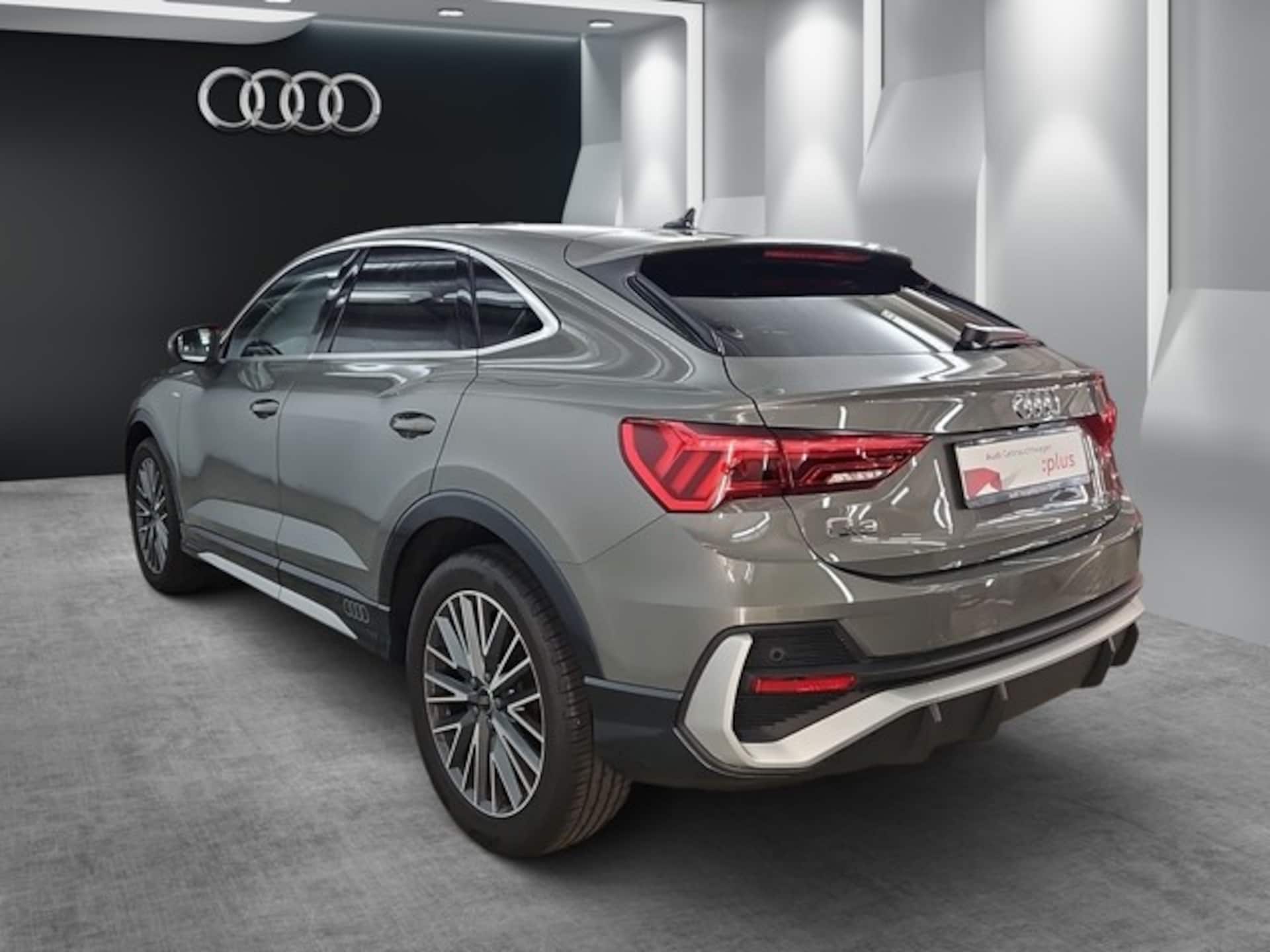 Audi Q3 Sportback S line