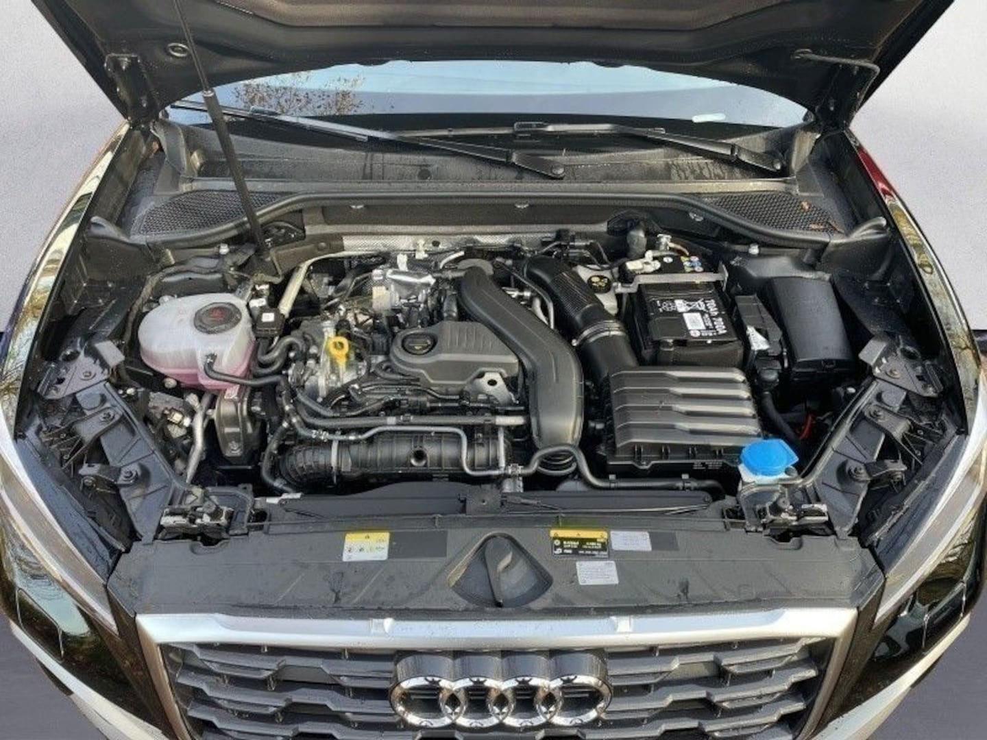 Bild über Audi Q2 advanced 35 TFSI S tronic - für weitere Informationen kontaktieren Sie den Audi Partner