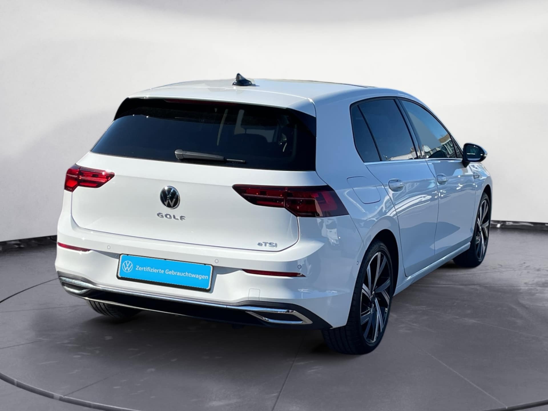 Volkswagen Golf Style