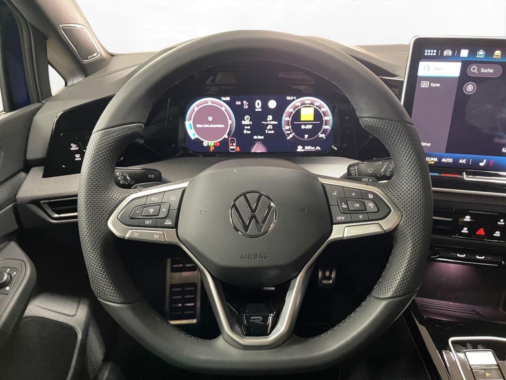Volkswagen Golf R-Line