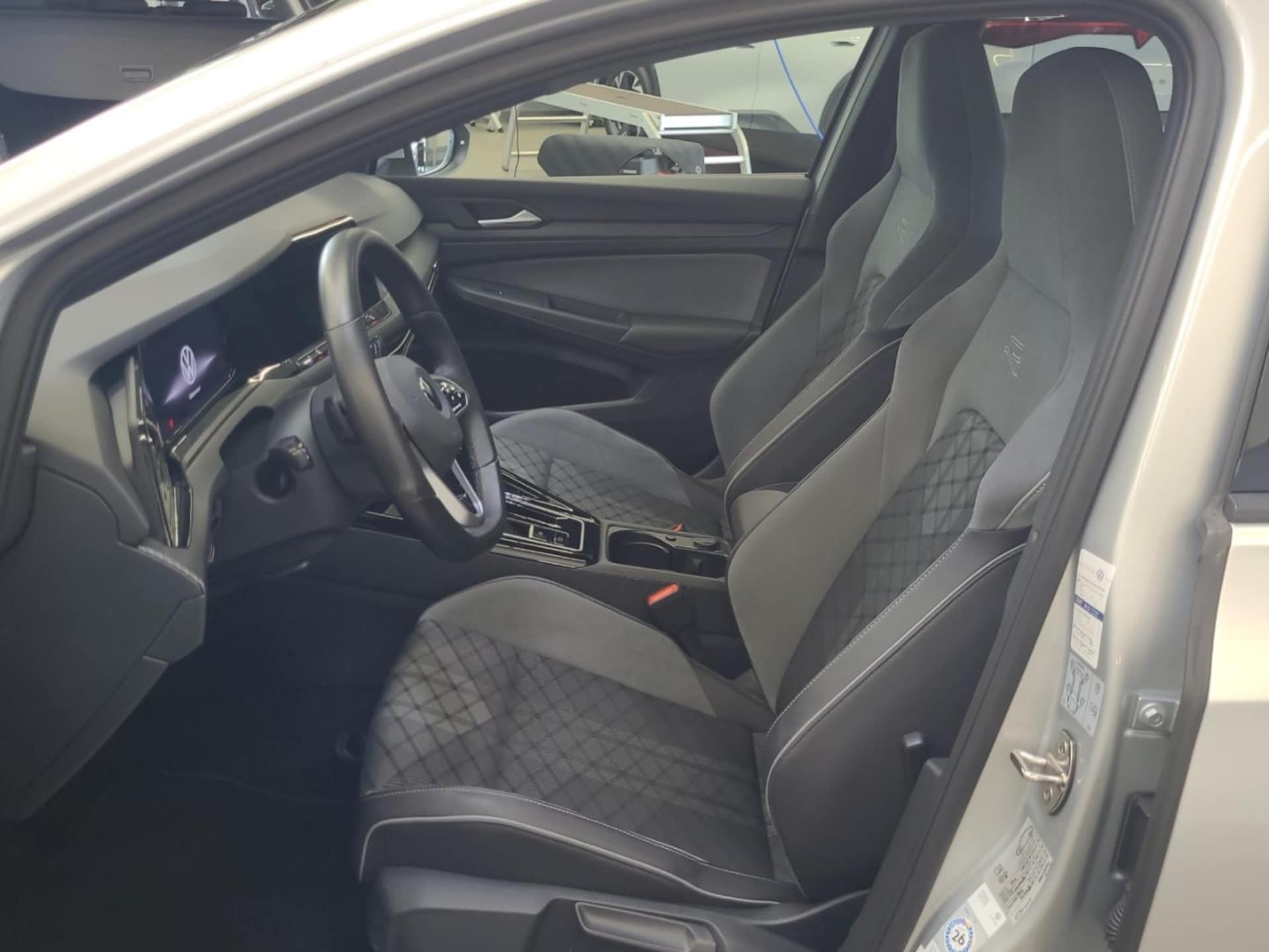 Volkswagen Golf Variant R-Line