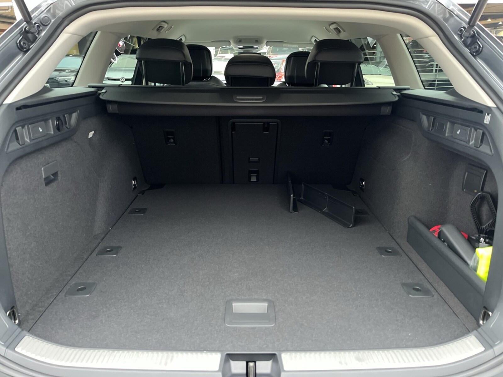 Volkswagen Passat – Bild 5
