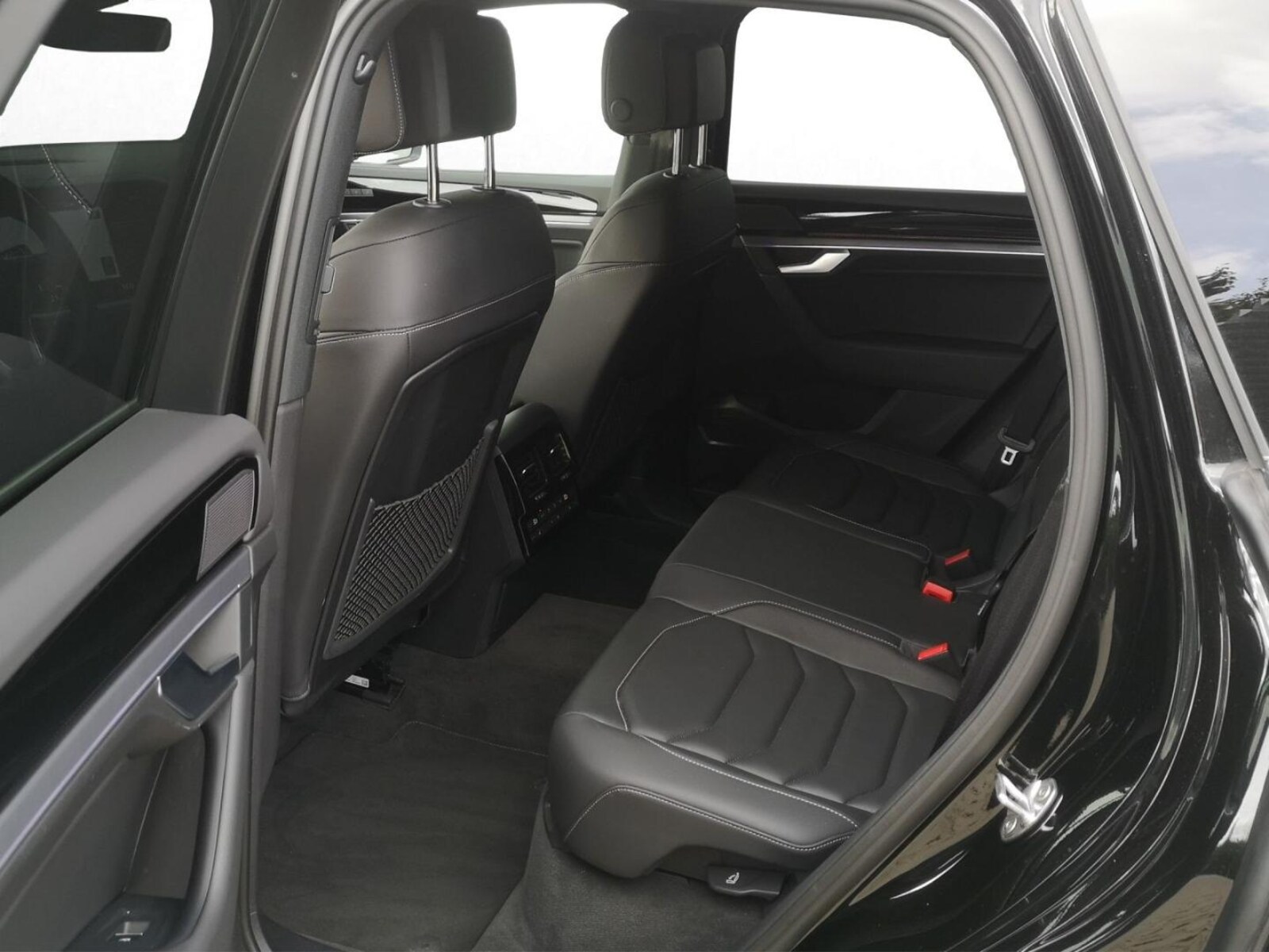 Volkswagen Touareg – Bild 18