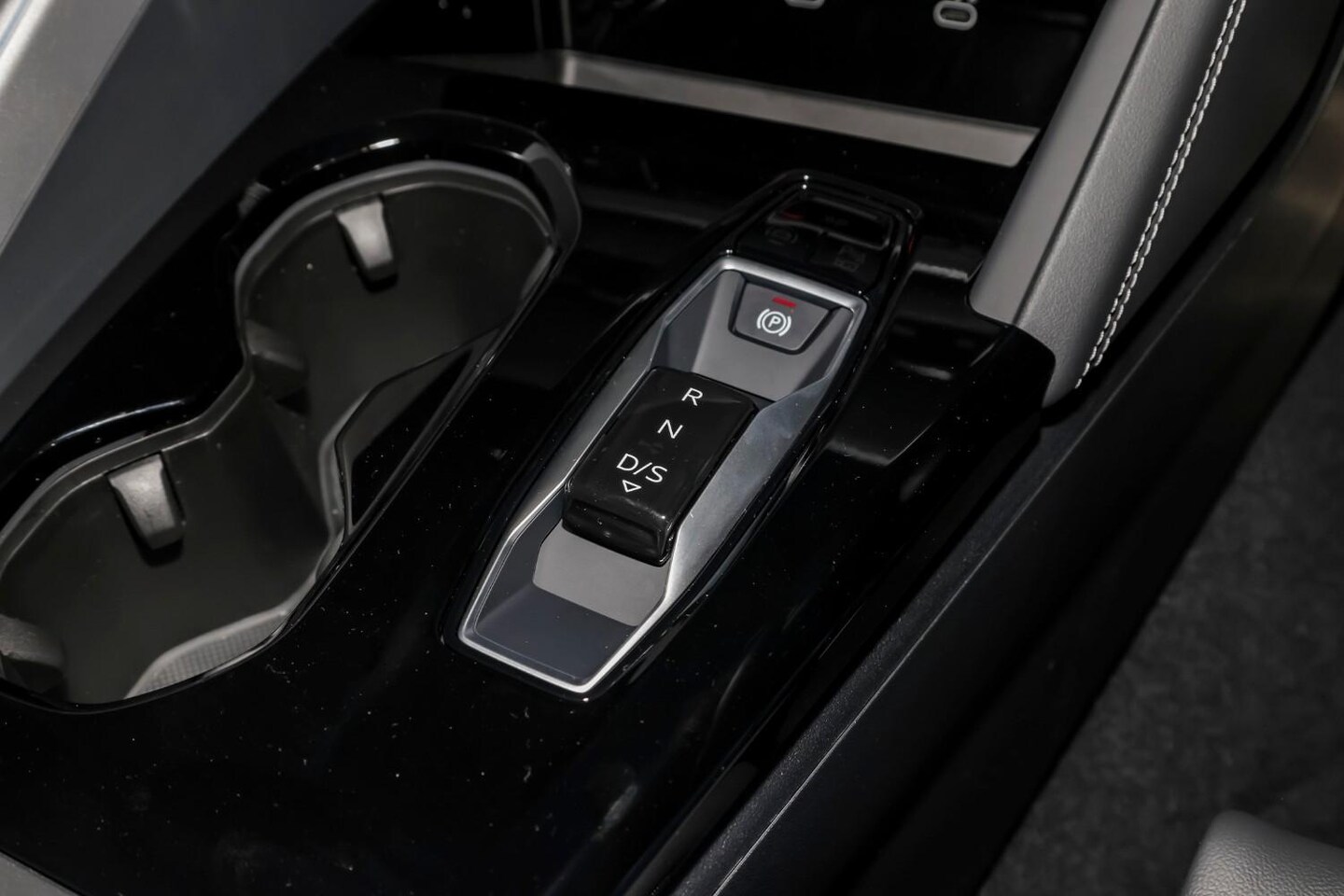 Image about Audi Q5 Sportback e-hybrid quattro S tronic
