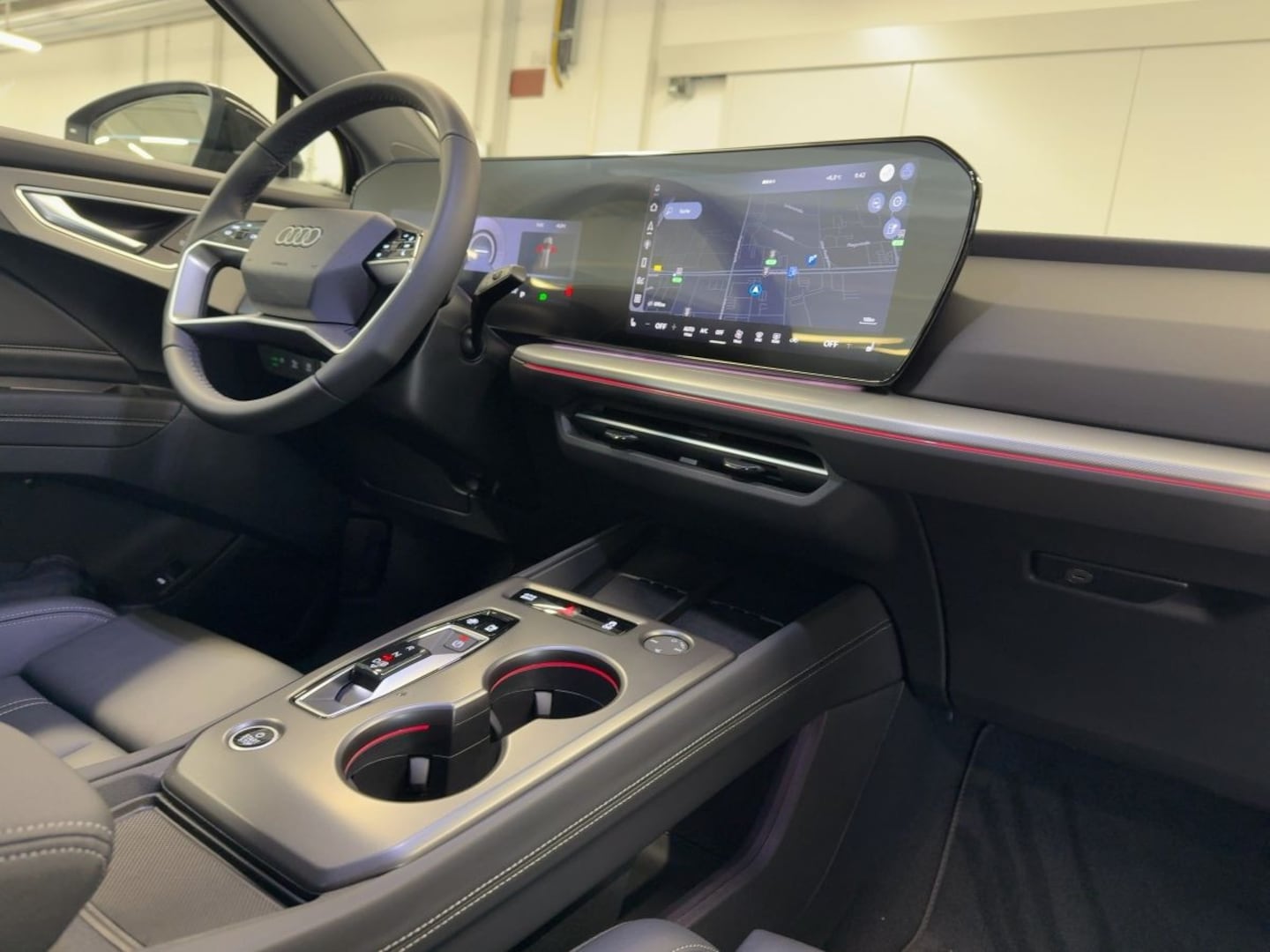 Bild über Audi Q4 SUV e-tron e-tron performance 210 kW - für weitere Informationen kontaktieren Sie den Audi Partner