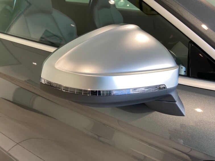 Audi RS 5 Coupé RS 5 Coupé 331(450) kW(PS) tiptronic for more details contact your dealer