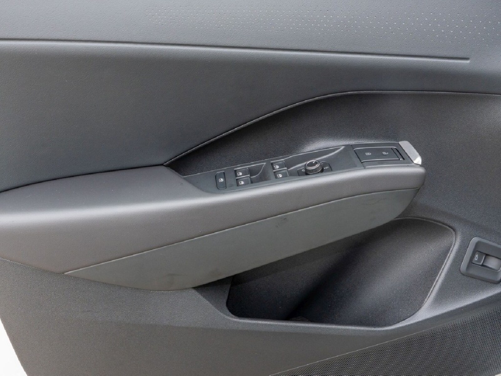 Volkswagen T-Roc – Bild 18