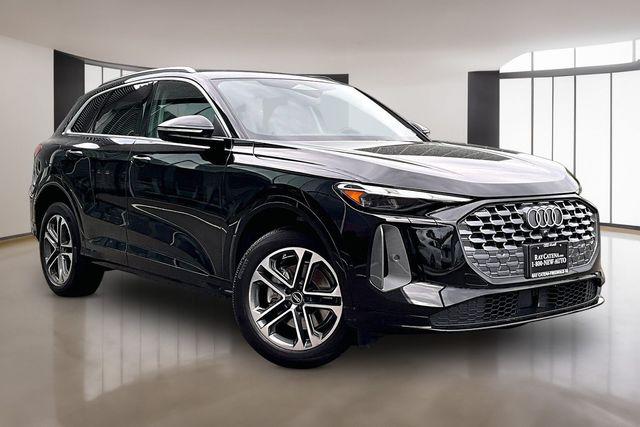 2025 Audi Q5 40 Premium's photo
