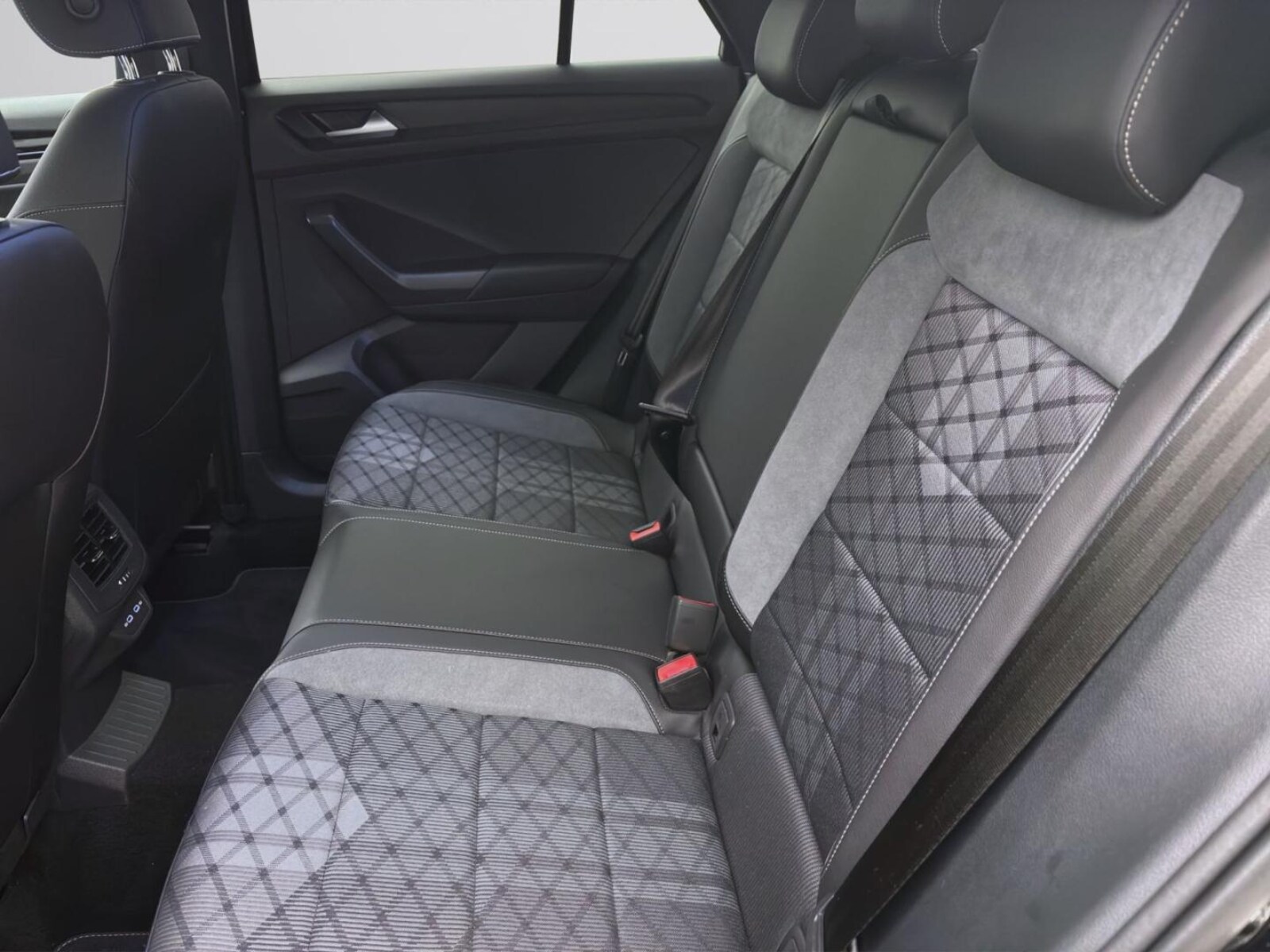 Volkswagen T-Roc – Bild 16