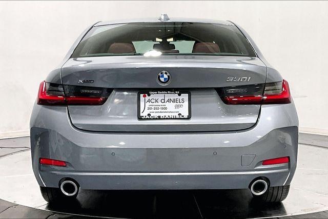 2023 BMW 330i