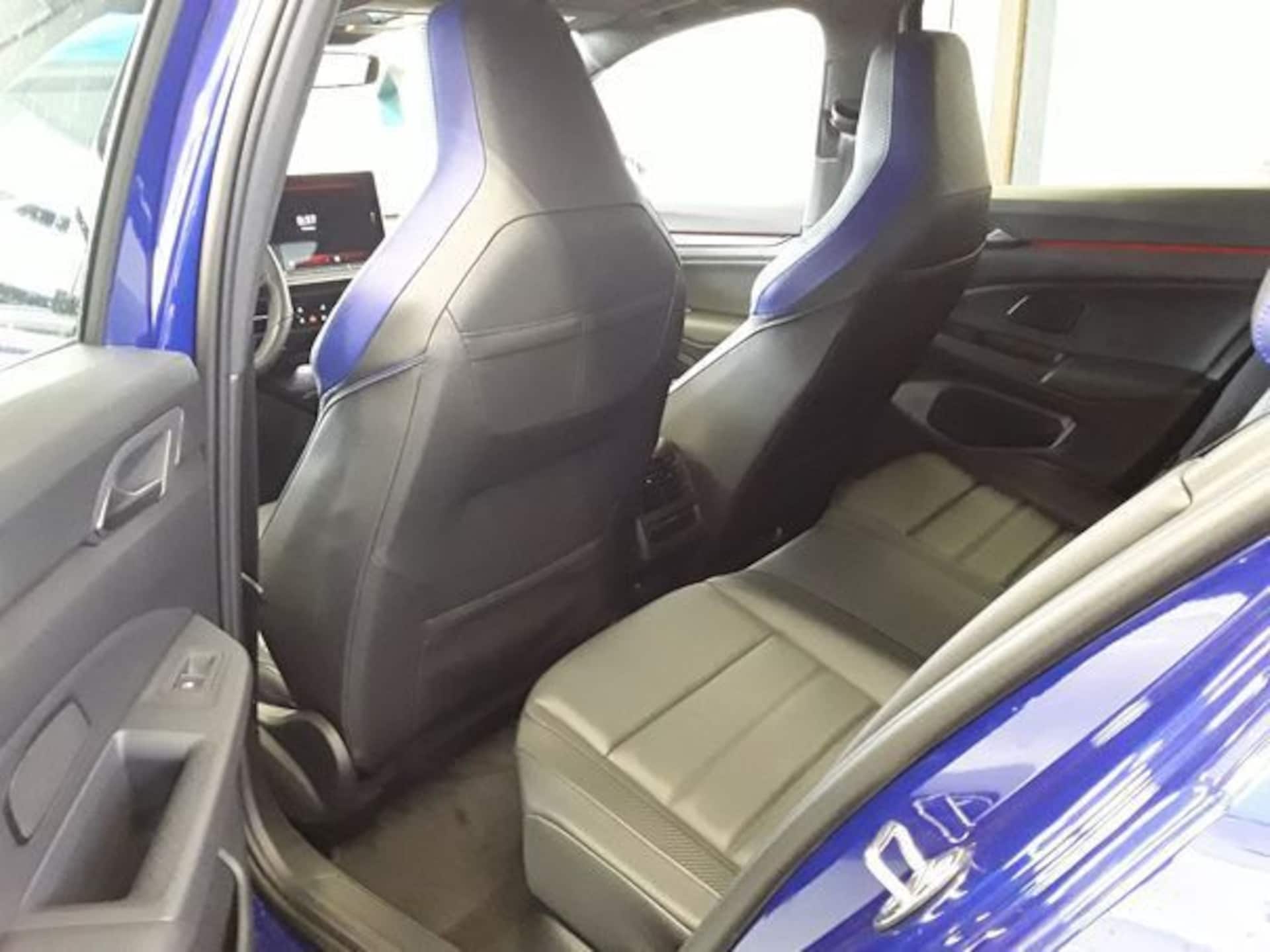 Volkswagen Golf R