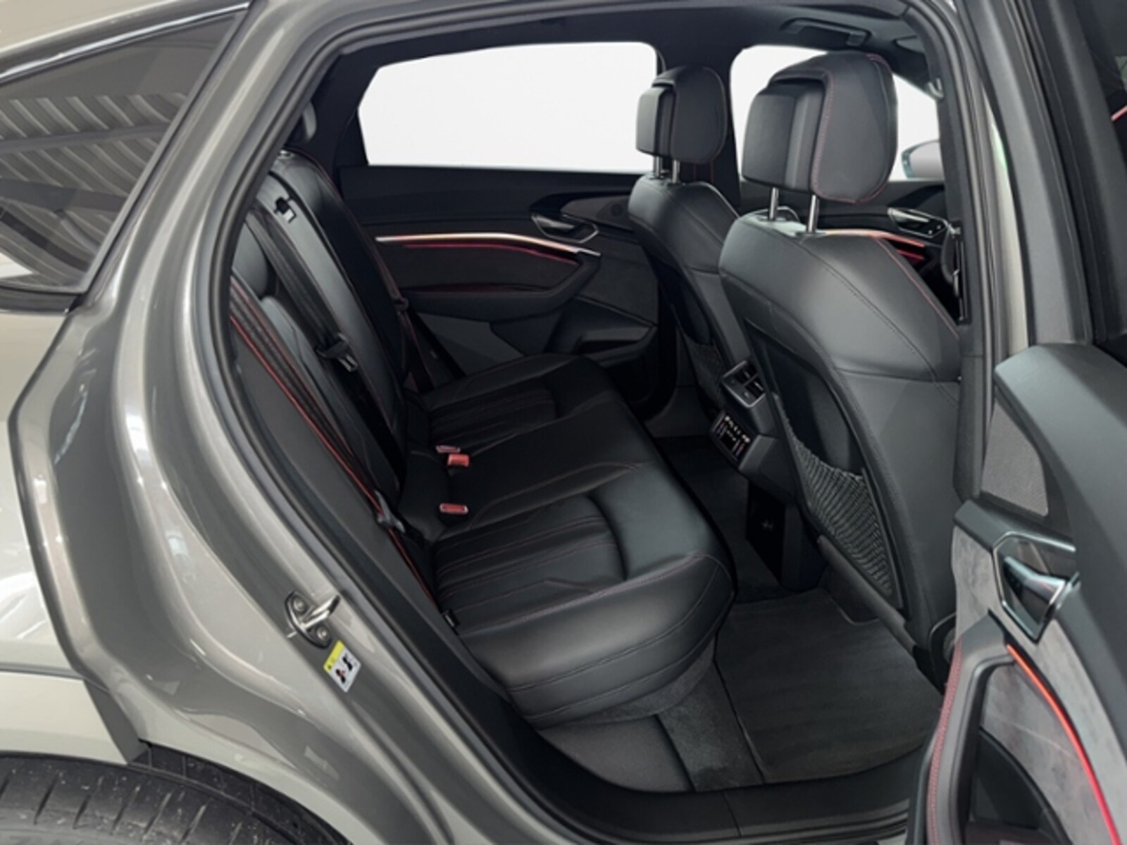 Audi Q8 Sportback e-tron – Bild 17