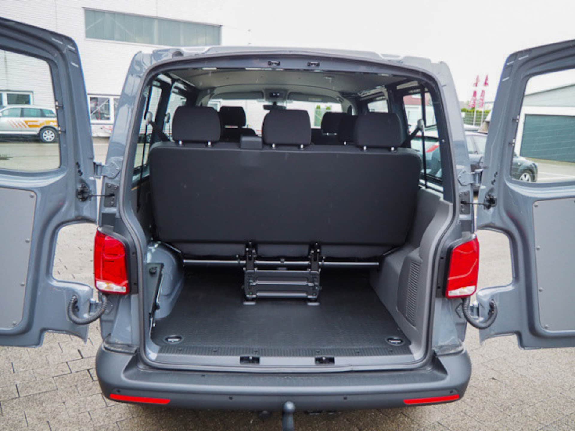 Volkswagen T6.1 Transporter Kombi kurzer Radstand