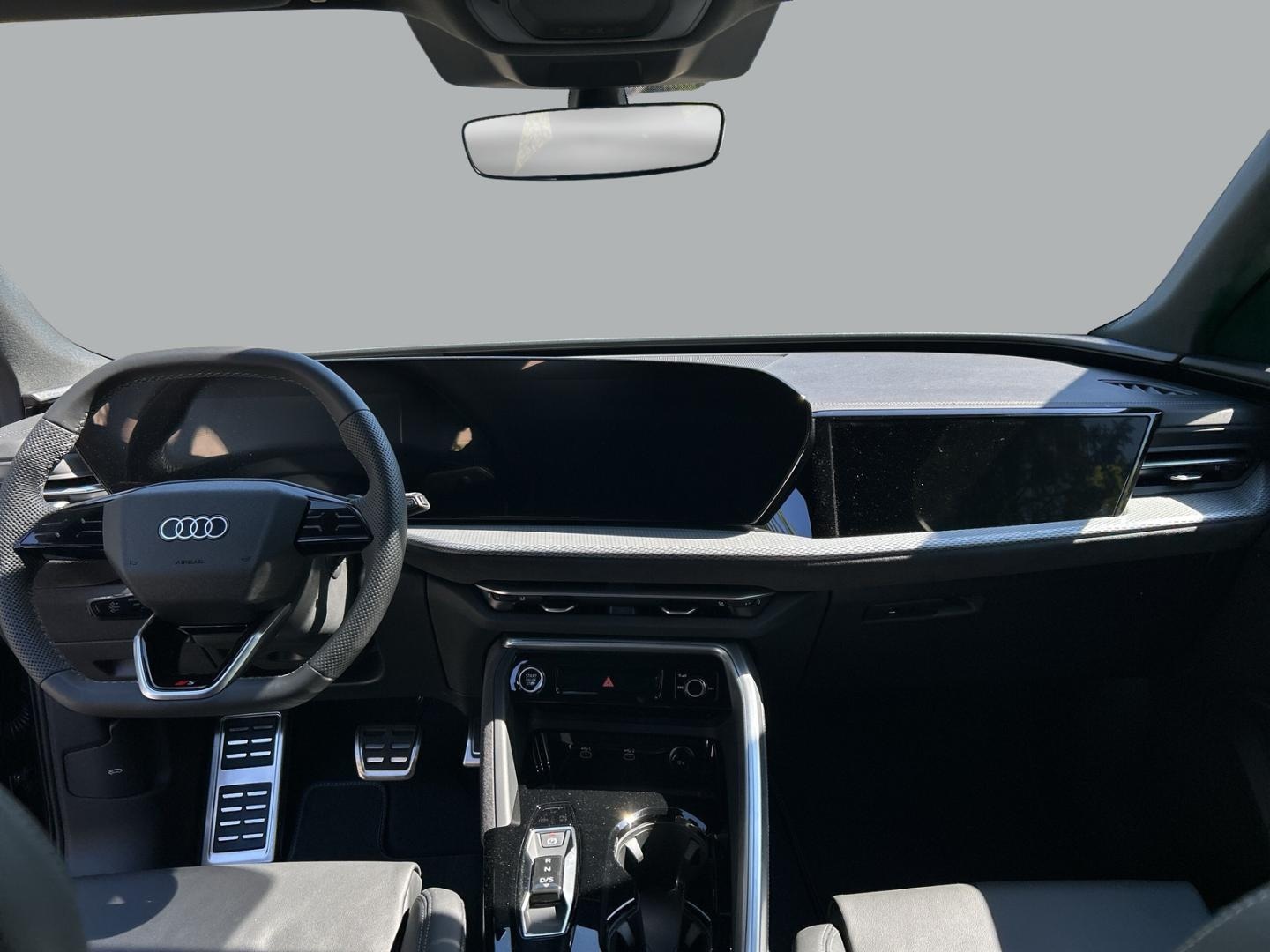 Bild über Audi Q5 Sportback TFSI quattro 150 kW S tronic - für weitere Informationen kontaktieren Sie den Audi Partner