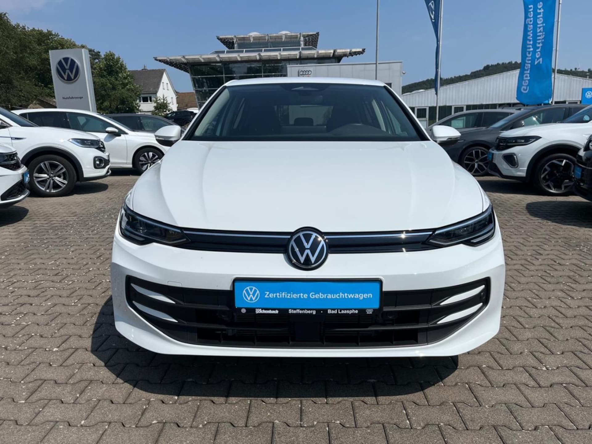 Volkswagen Golf Life