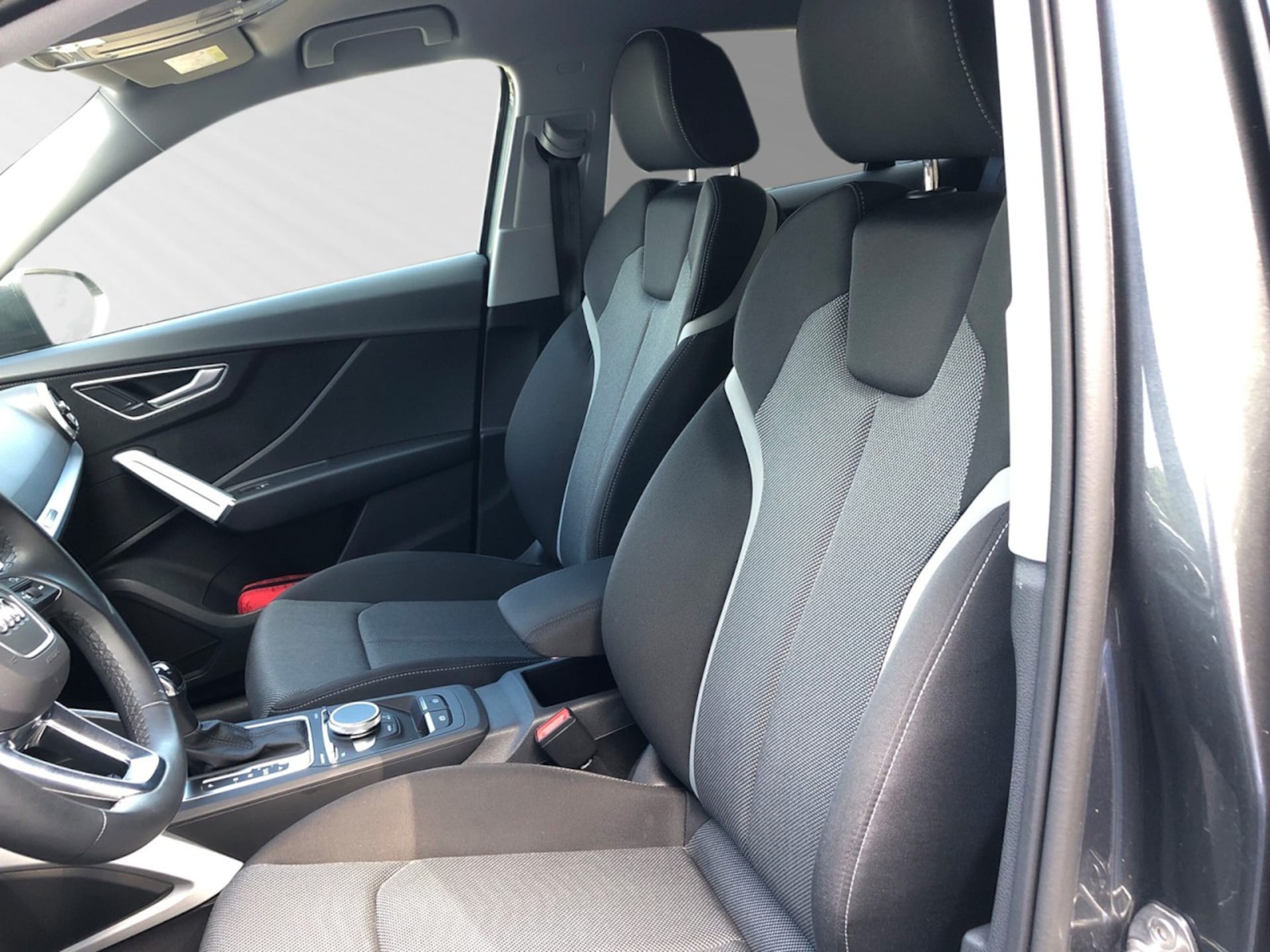 Audi Q2 S line