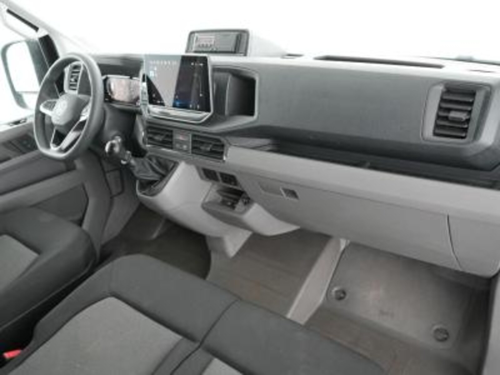 Volkswagen Crafter Kasten mittlerer Radstand – Bild 3