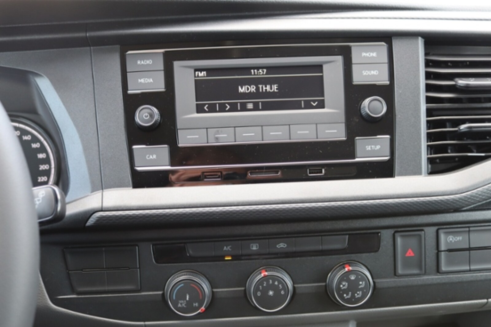 Volkswagen T6.1 Transporter Kasten kurzer Radstand – Bild 11