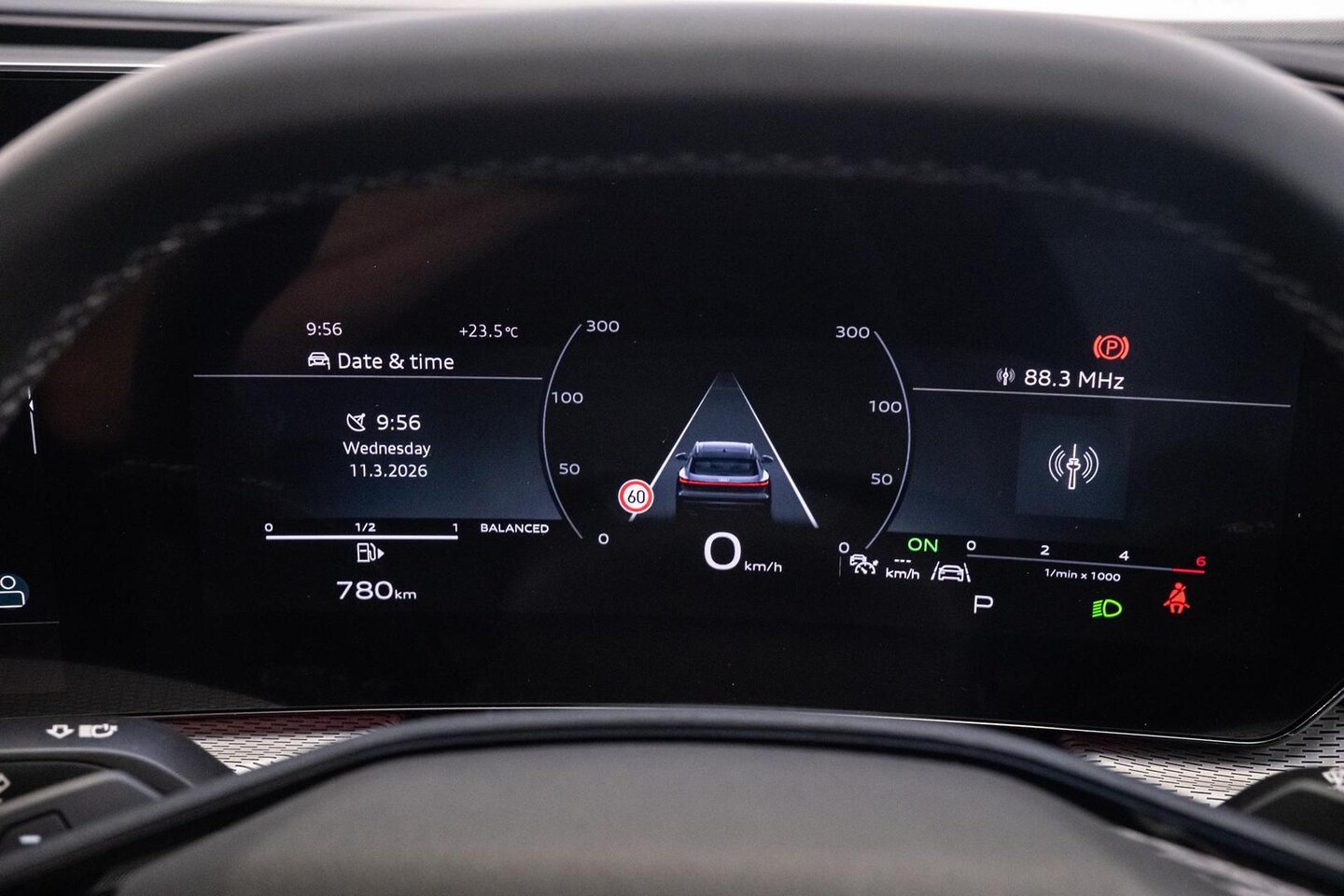 Image about Audi Q5 SUV TDI quattro 150 kW sport