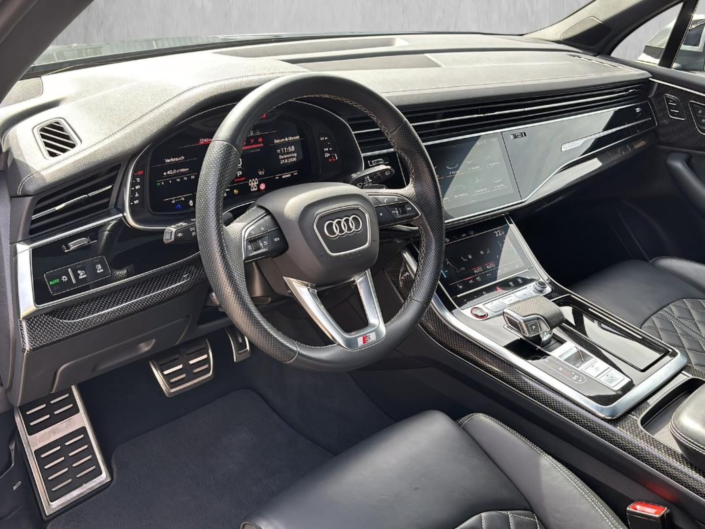 Bild über Audi SQ7 competition plus TFSI quattro tiptronic - für weitere Informationen kontaktieren Sie den Audi Partner