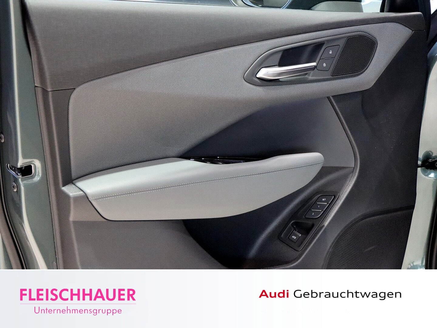 Bild über Audi Q3 SUV TFSI 110 kW S tronic - für weitere Informationen kontaktieren Sie den Audi Partner