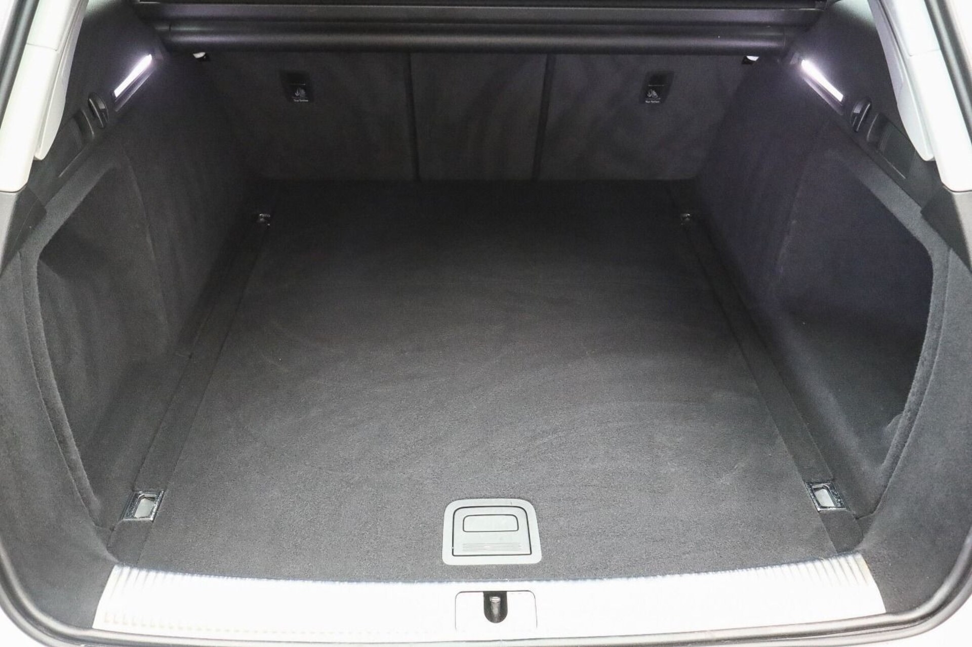 Audi A4 Avant S line