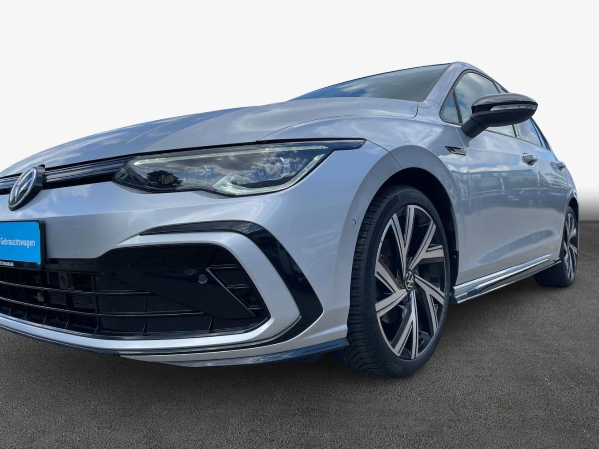 Volkswagen Golf R-Line