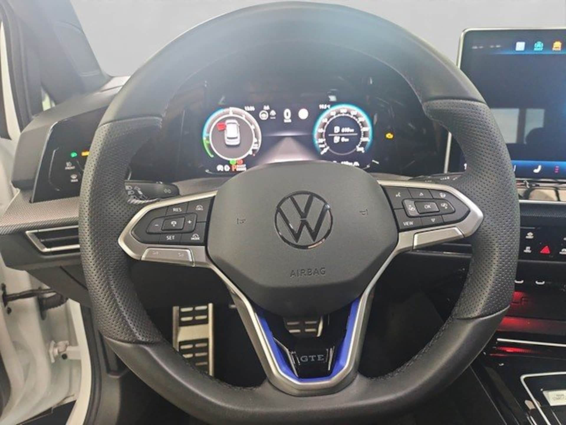 Volkswagen Golf GTE
