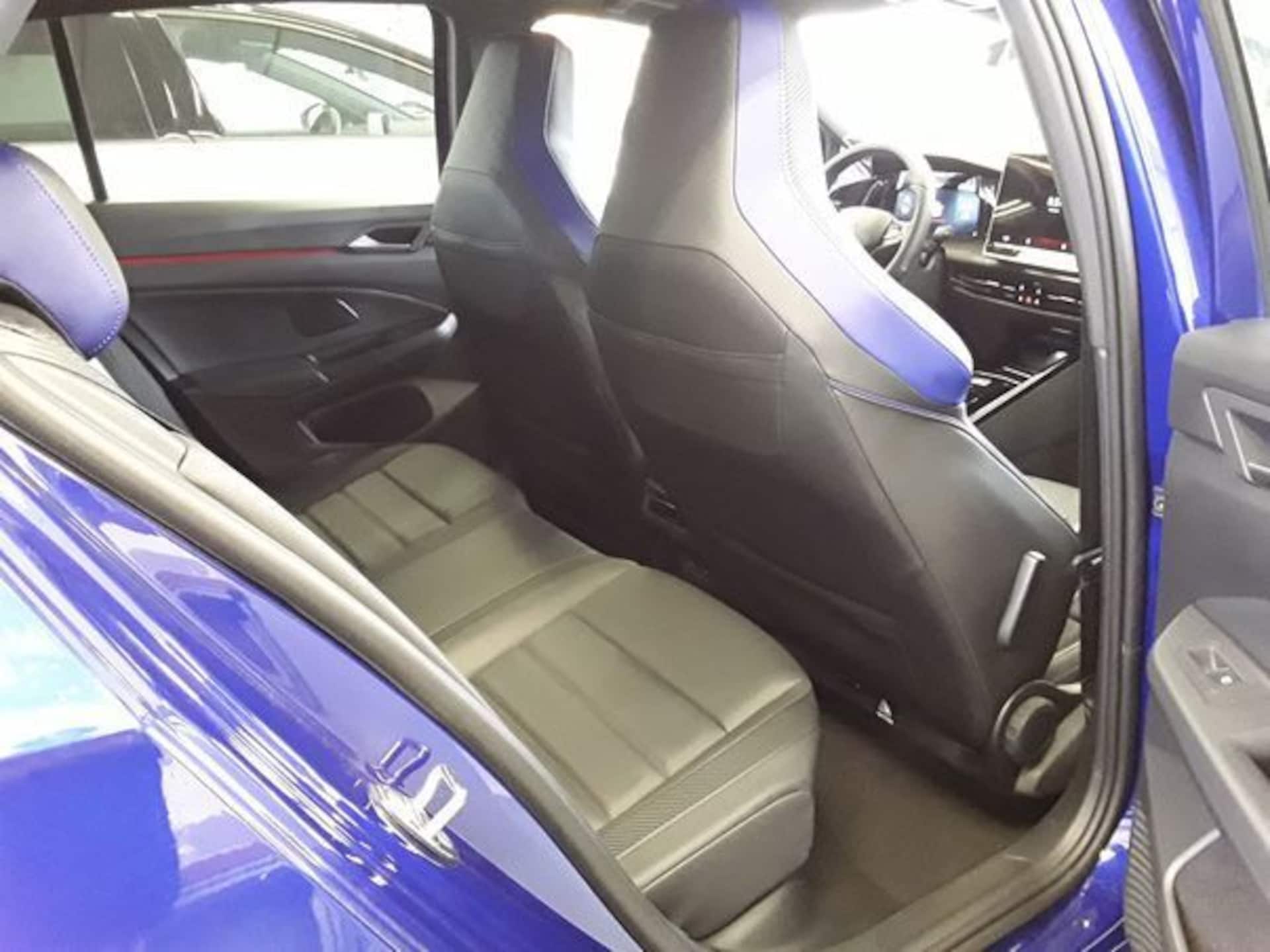 Volkswagen Golf R