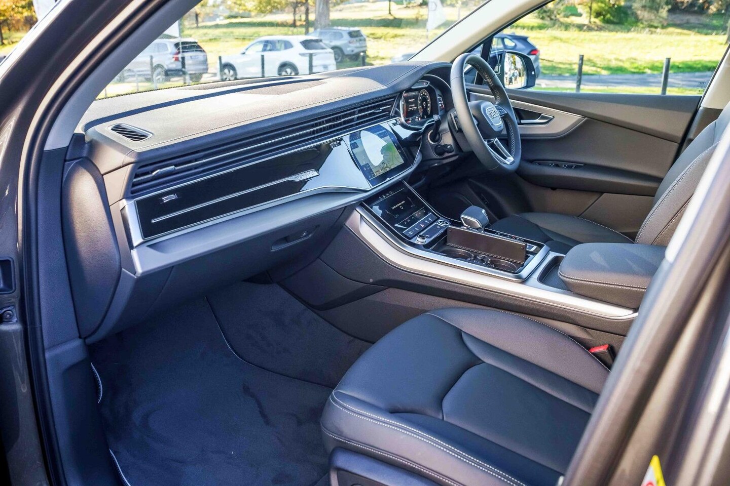Image about Audi Q7 SUV TFSI quattro tiptronic