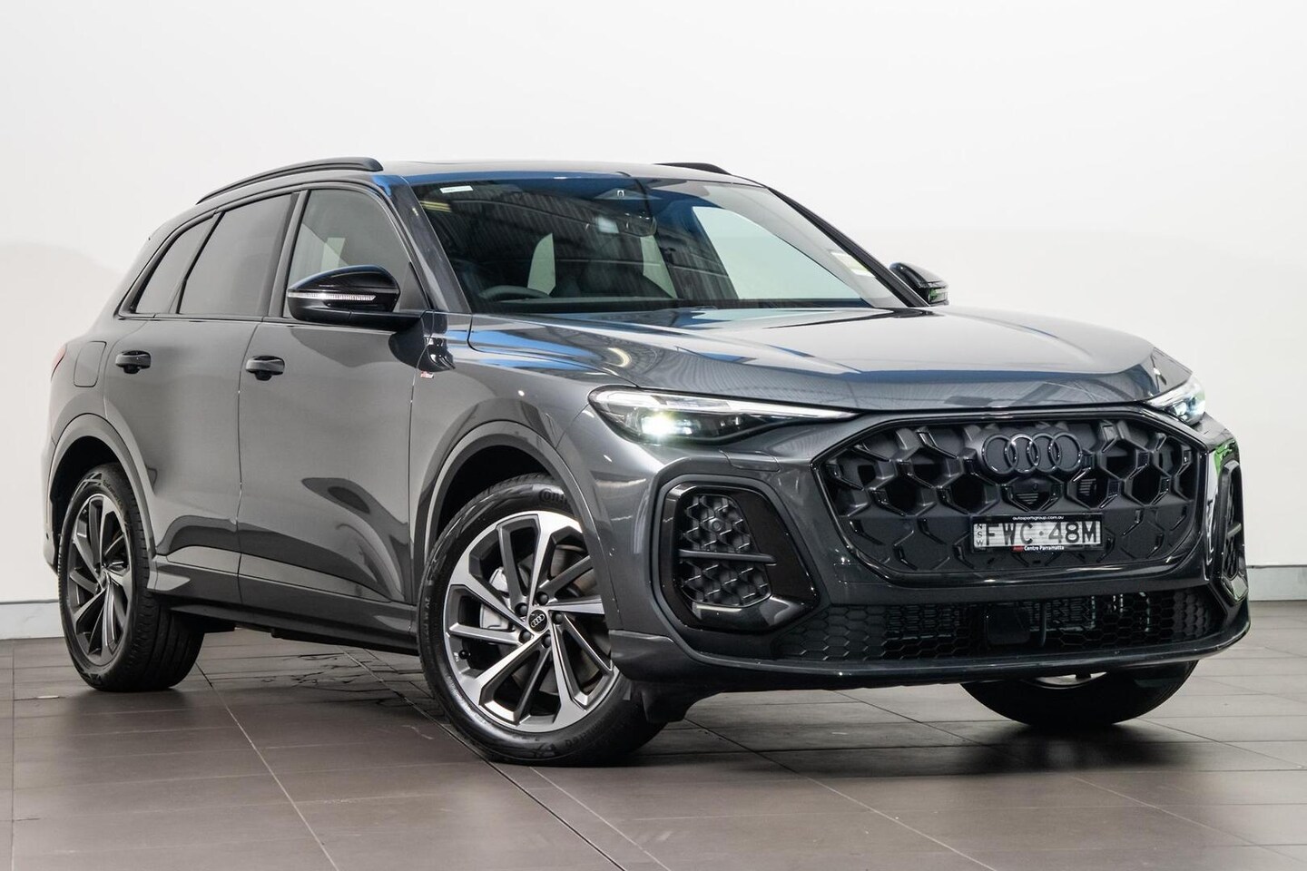 Image about Audi Q5 SUV TDI quattro 150 kW sport