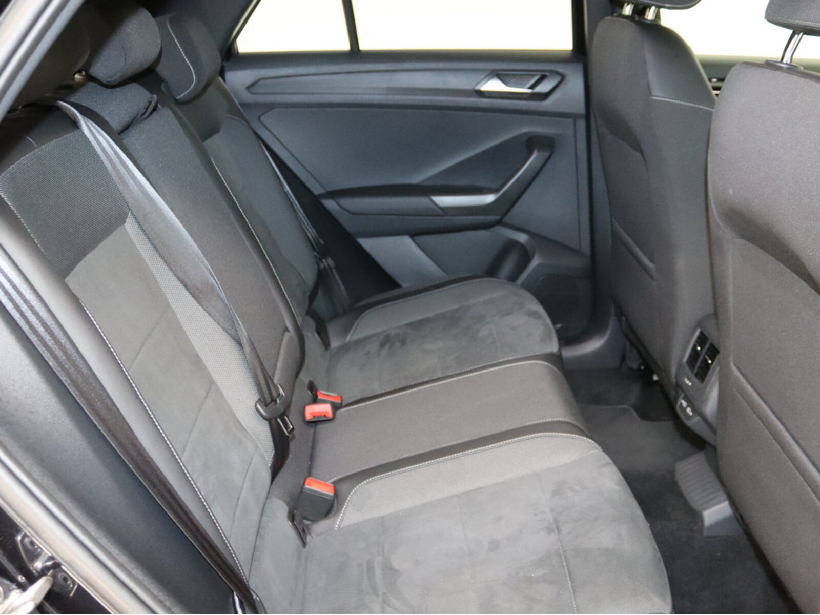 Volkswagen T-Roc – Bild 10