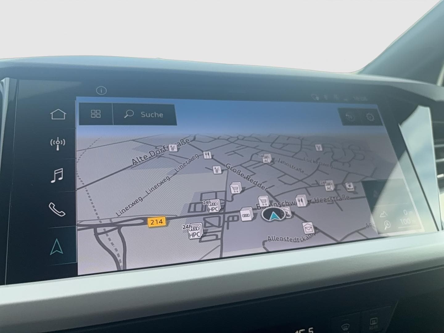 Bild über Audi Q4 Sportback e-tron 40 e-tron - für weitere Informationen kontaktieren Sie den Audi Partner