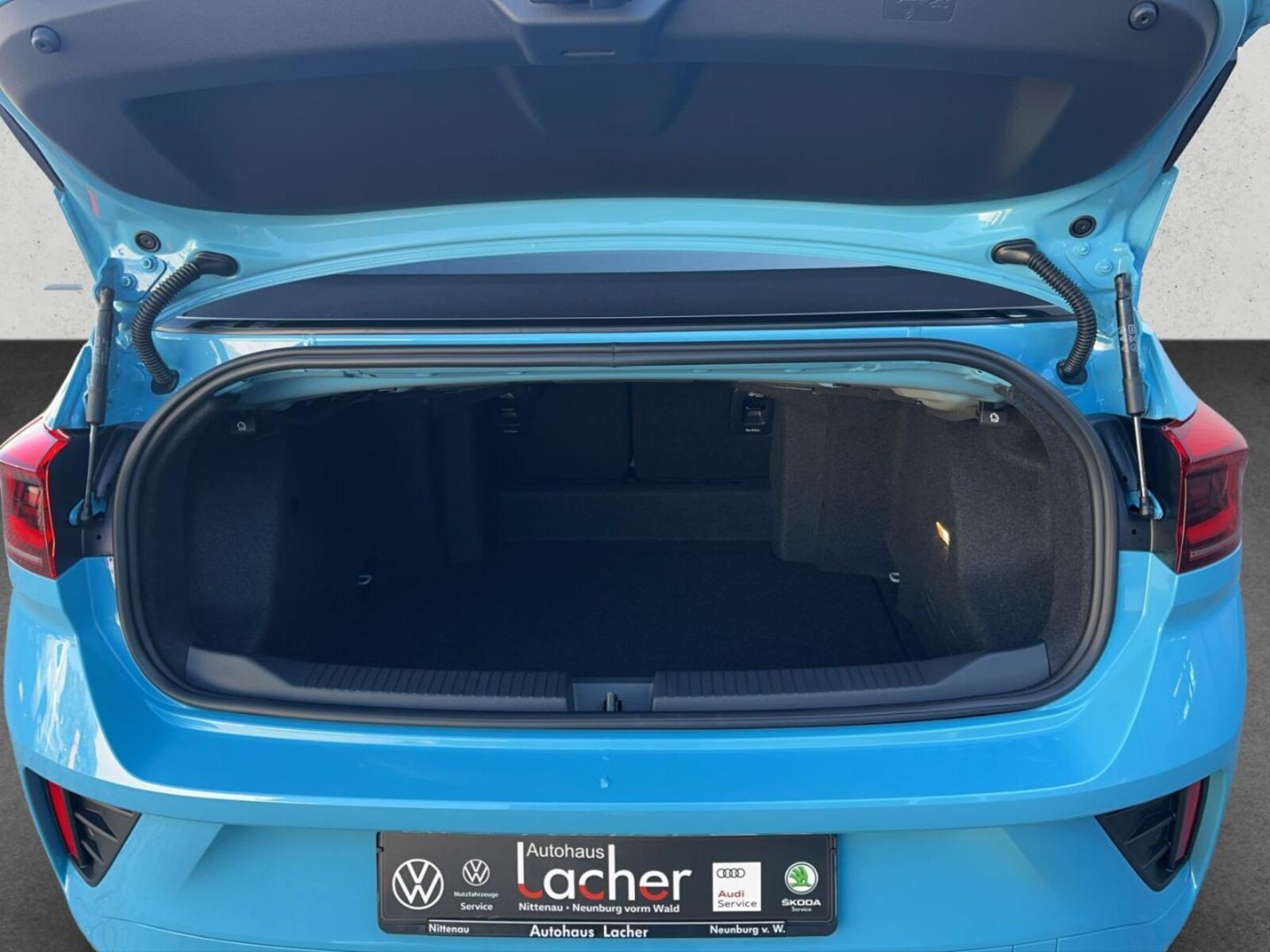 Volkswagen T-Roc Cabriolet – Bild 15